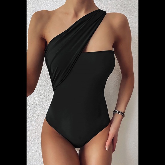 HYFVE Other - HYFVE Black Asymmetrical Shoulder Swimsuit